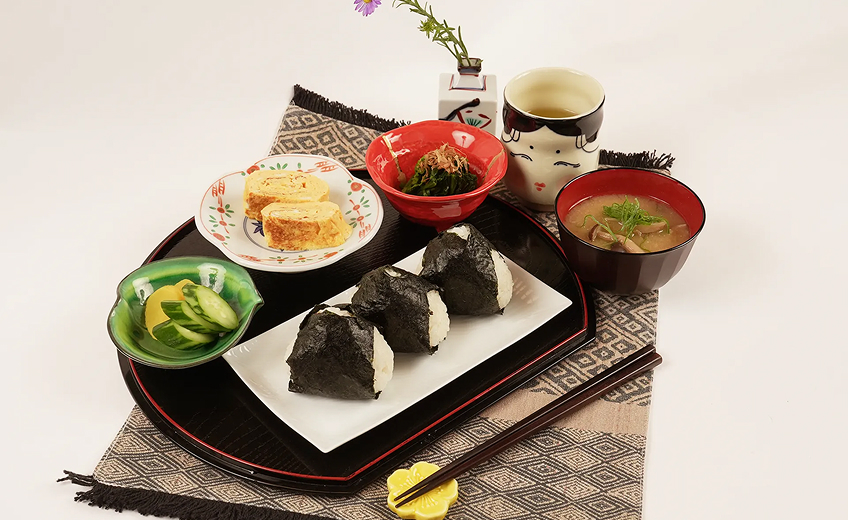 Pengalaman Membuat Onigiri